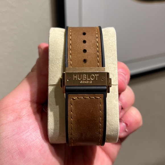 Designer Inspired Watch - Picture 2 of 2